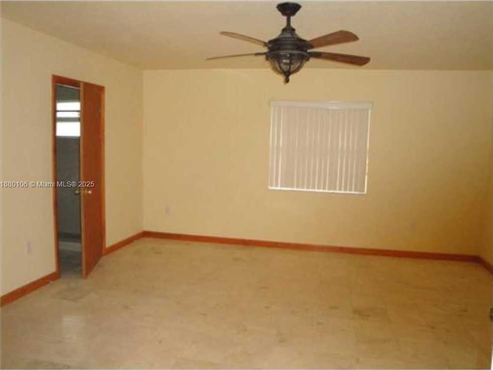 Small Image of 9034 SOUTH WEST 163RD TER, Palmetto Bay Number 6