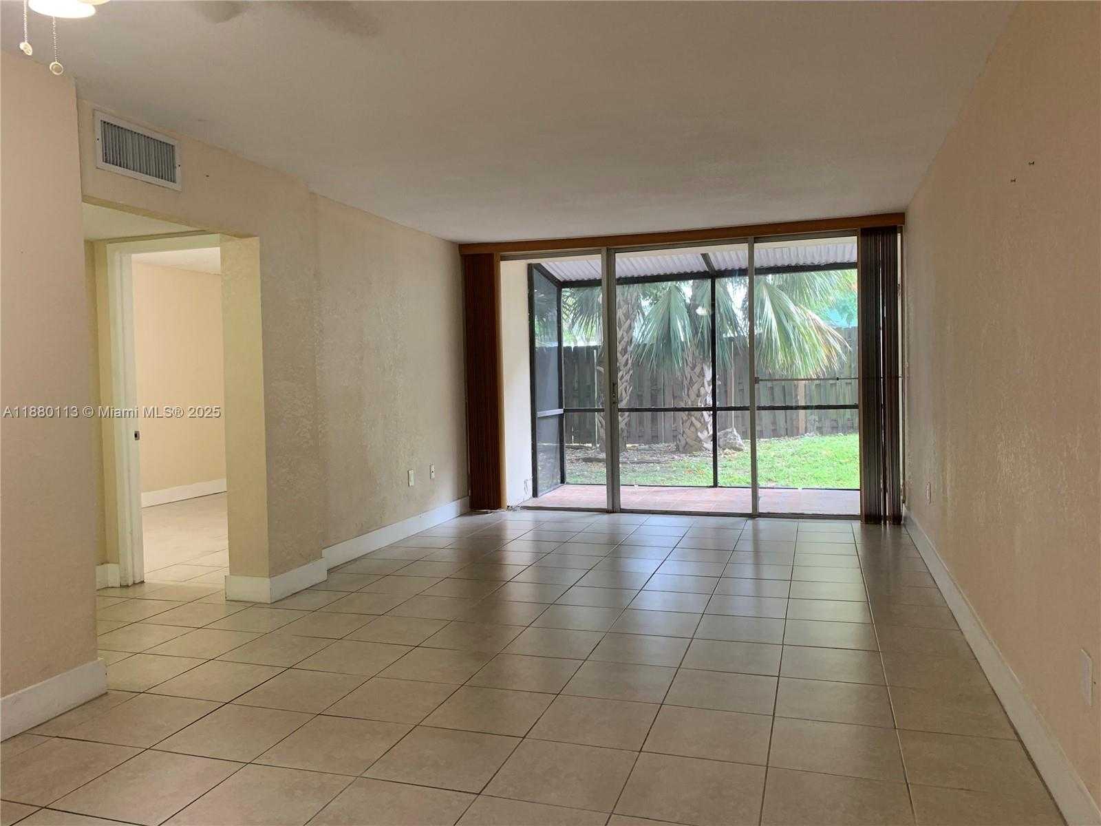 Small Image of 8820 FONTAINEBLEAU BLVD #105, Miami Number 2
