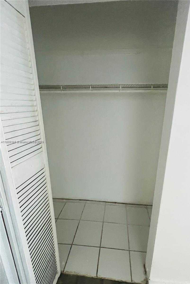 Small Image of 840 81ST ST #3, Miami Beach Number 12