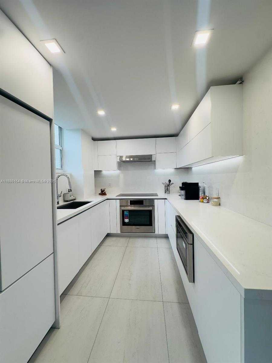 Small Image of 2821 NORTH EAST 163RD ST #2R, North Miami Beach Number 15
