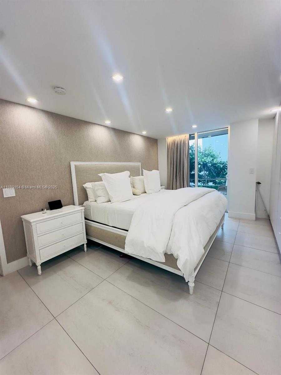 Small Image of 2821 NORTH EAST 163RD ST #2R, North Miami Beach Number 20