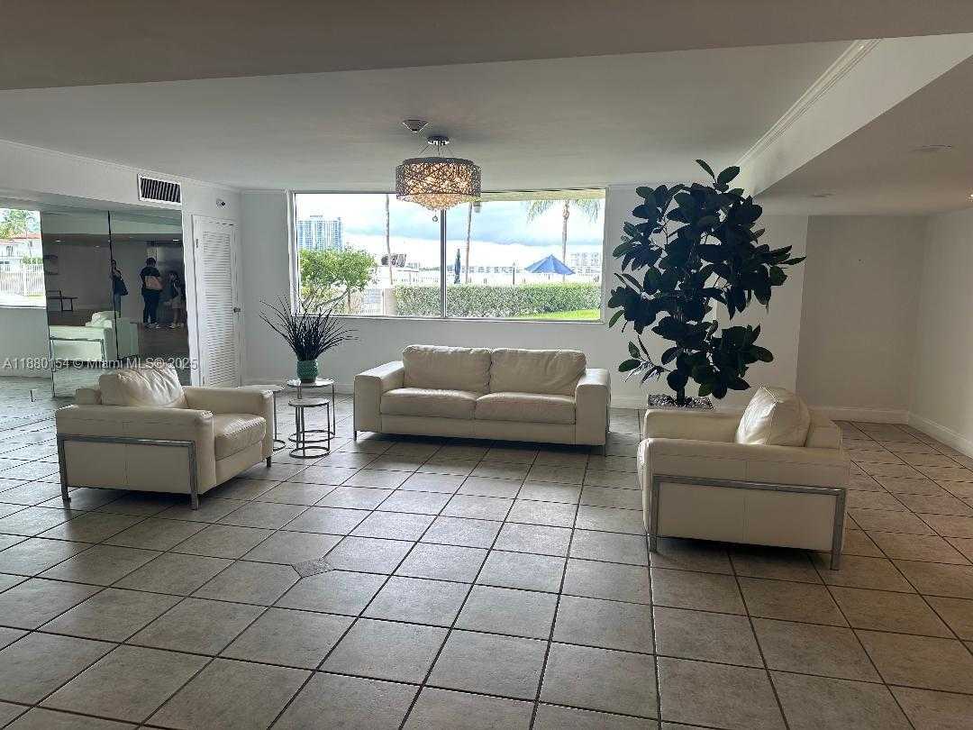 Small Image of 2821 NORTH EAST 163RD ST #2R, North Miami Beach Number 6