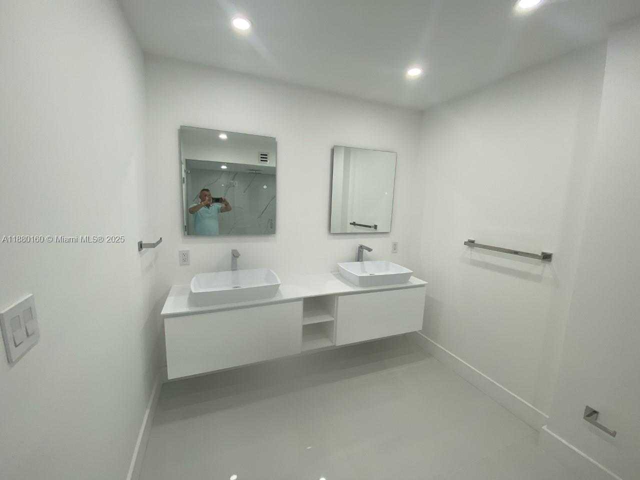 Small Image of 19390 COLLINS AVE #527, Sunny Isles Beach Number 23