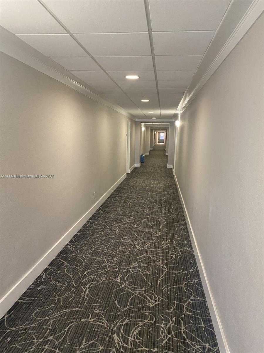 Small Image of 19390 COLLINS AVE #527, Sunny Isles Beach Number 6