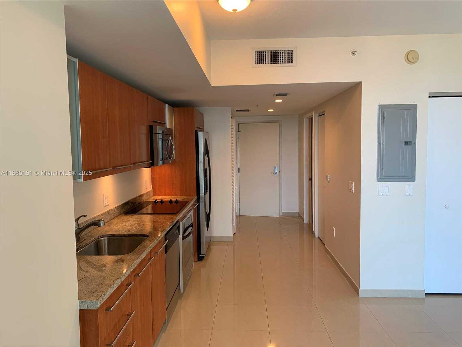 Small Image of 185 SOUTH WEST 7TH ST #1606, Miami Number 8