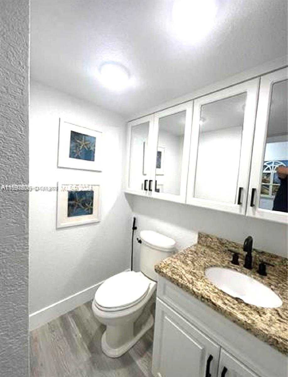 Small Image of 4000 NORTH EAST 170TH ST #402, North Miami Beach Number 18