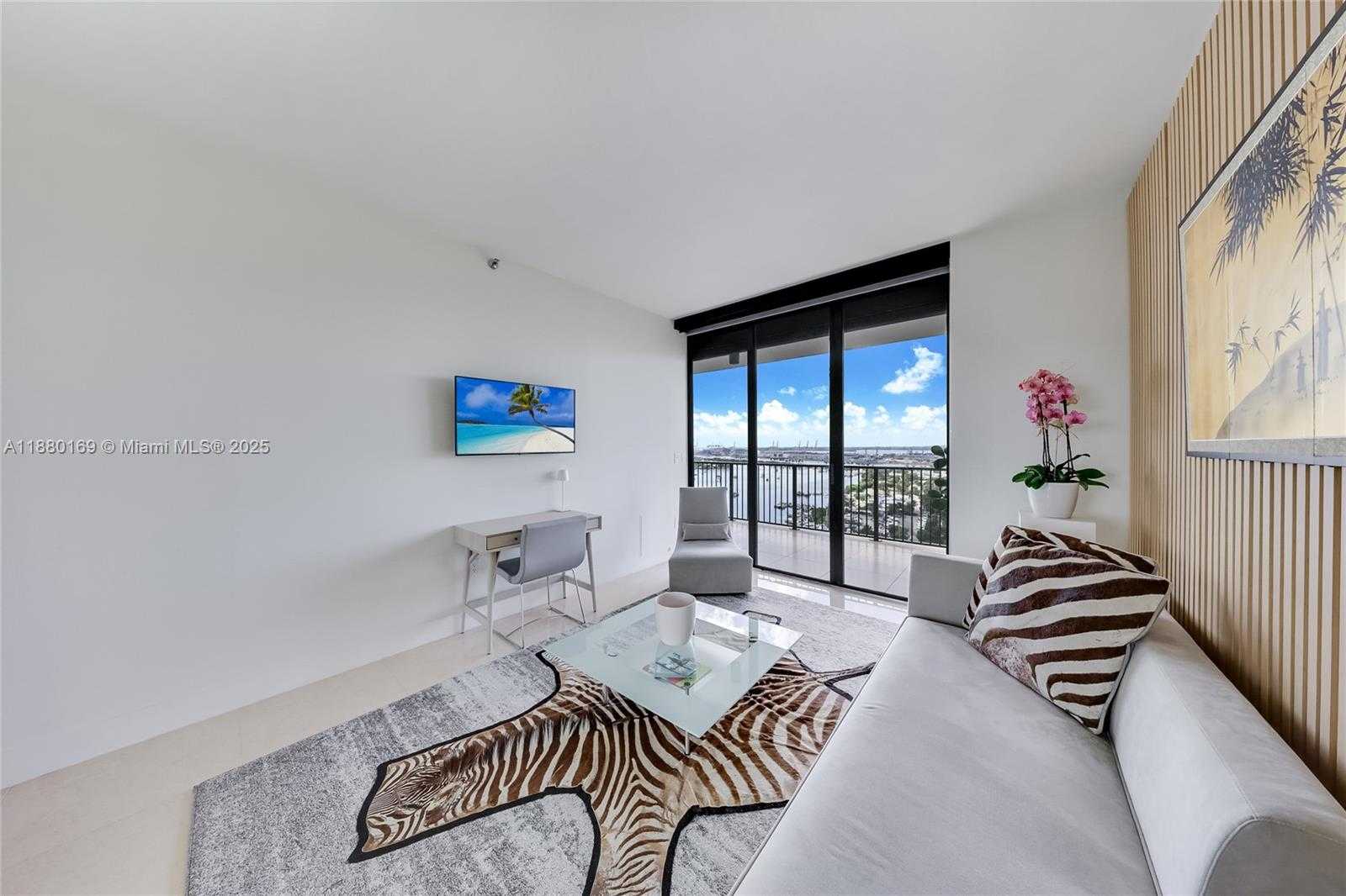 Small Image of 1000 VENETIAN WAY #1902, Miami Number 5