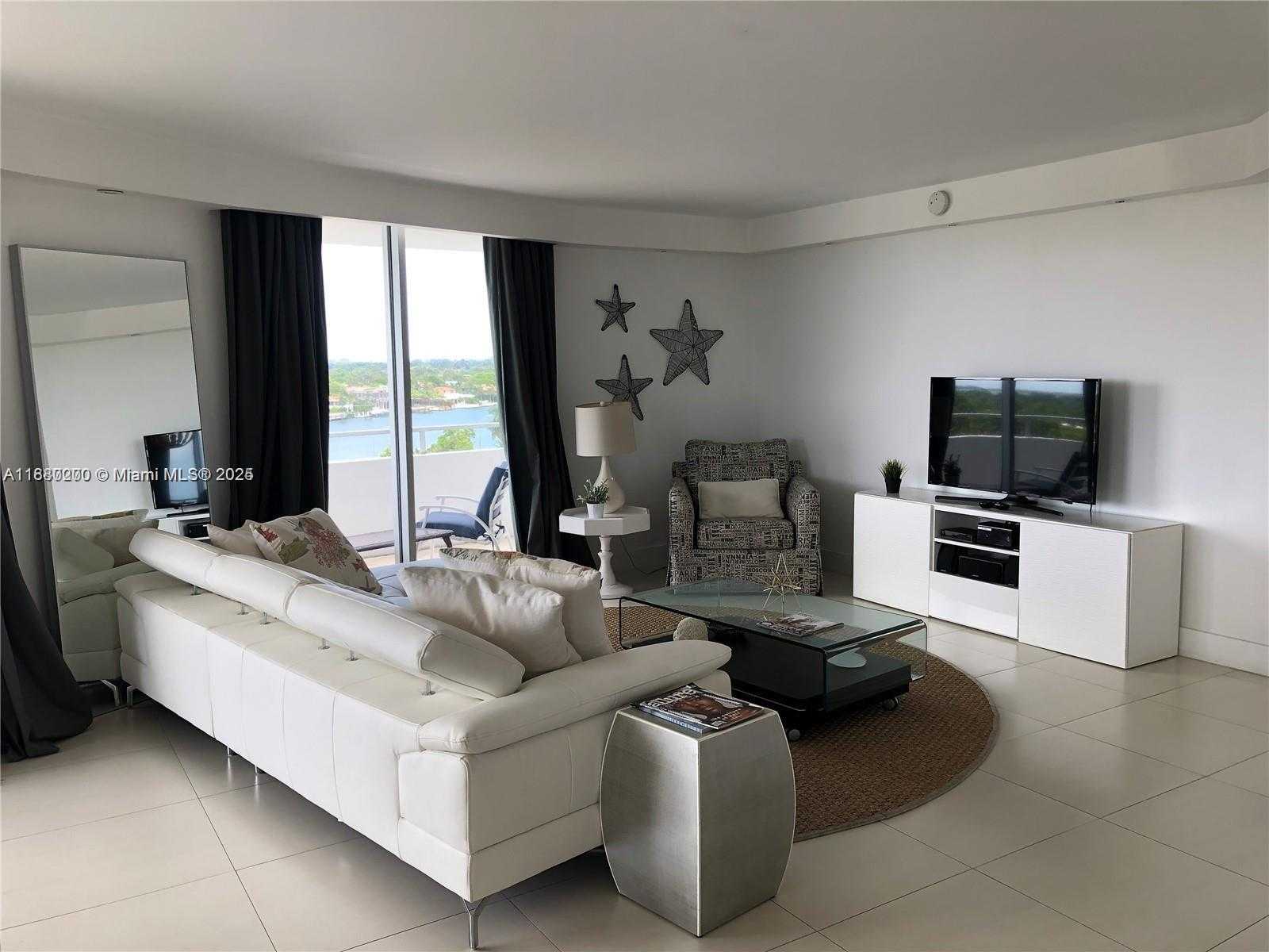 Small Image of 5151 COLLINS AVE #923, Miami Beach Number 13