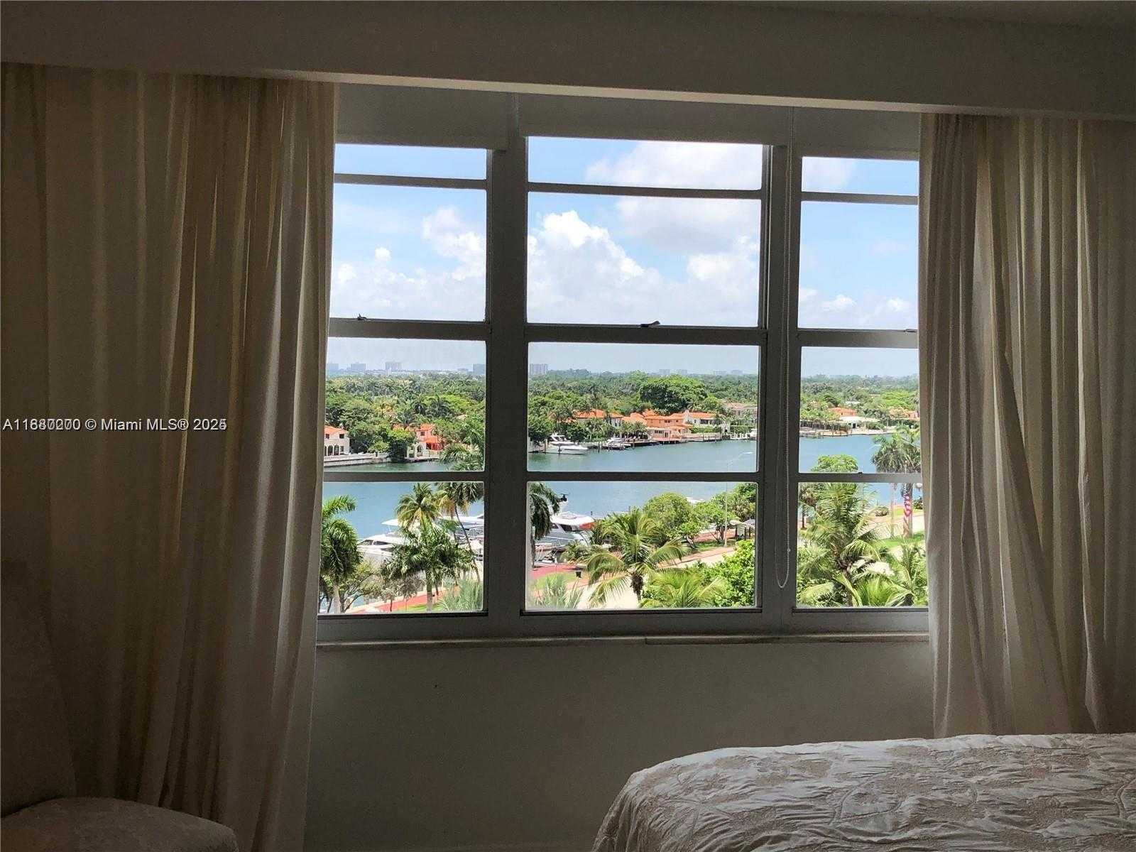 Small Image of 5151 COLLINS AVE #923, Miami Beach Number 3