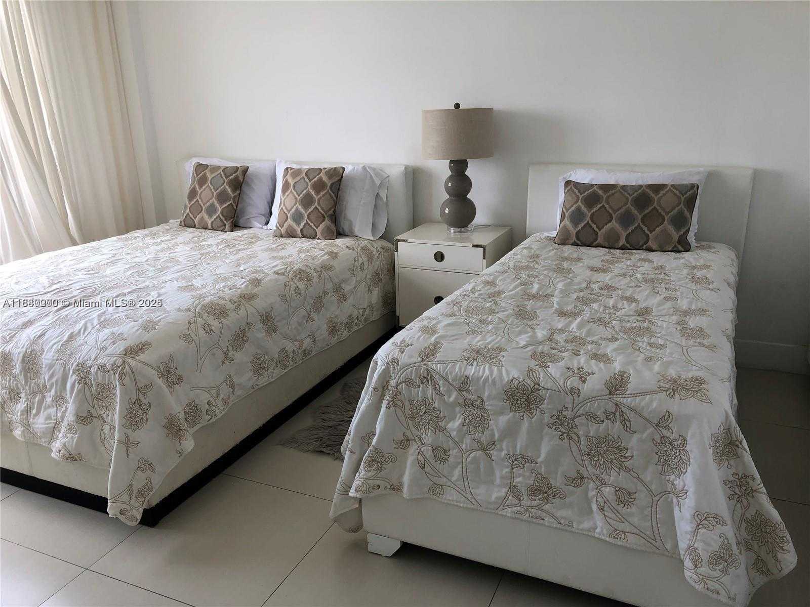 Small Image of 5151 COLLINS AVE #923, Miami Beach Number 9