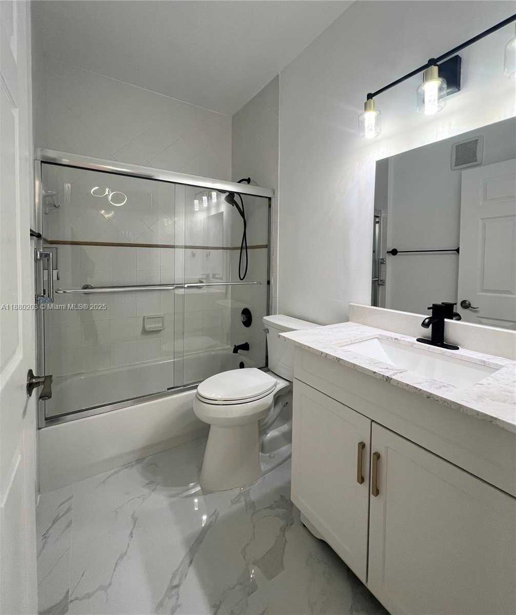 Small Image of 5600 NORTH WEST 114TH PL #103, Doral Number 14