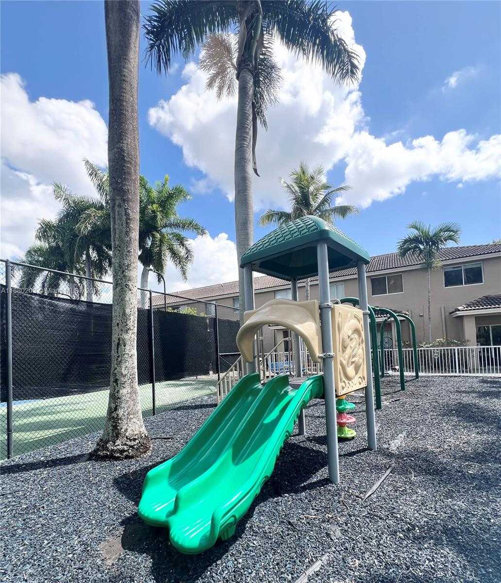Small Image of 5600 NORTH WEST 114TH PL #103, Doral Number 31