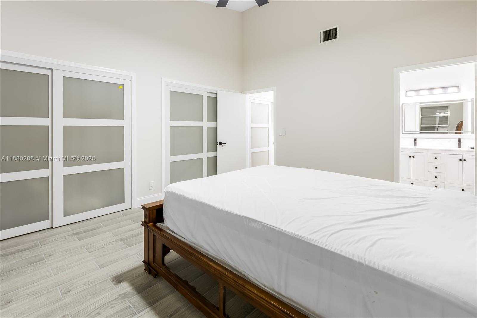 Small Image of 5284 TIFFANY ANNE CIR, West Palm Beach Number 13
