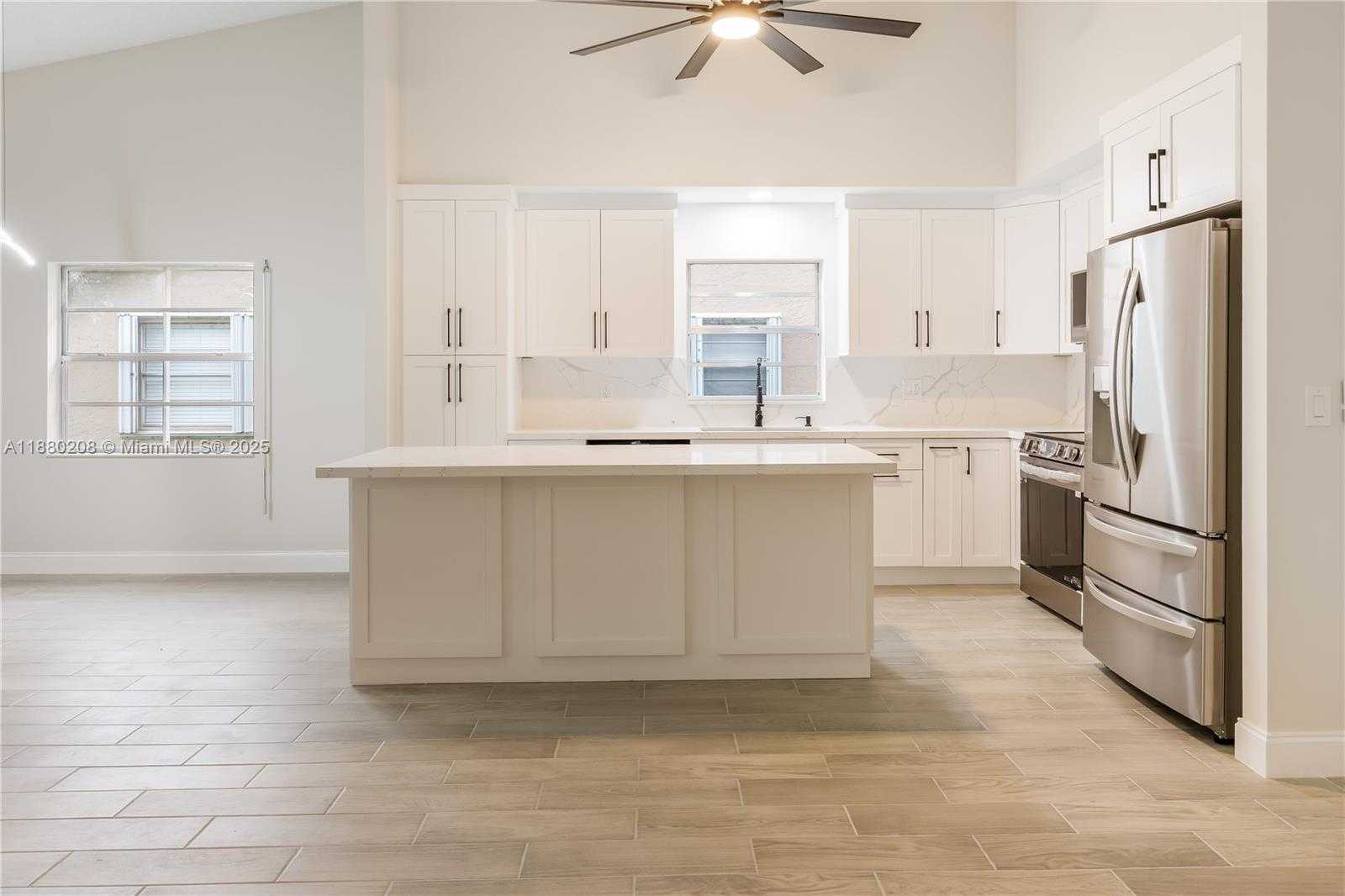 Small Image of 5284 TIFFANY ANNE CIR, West Palm Beach Number 3