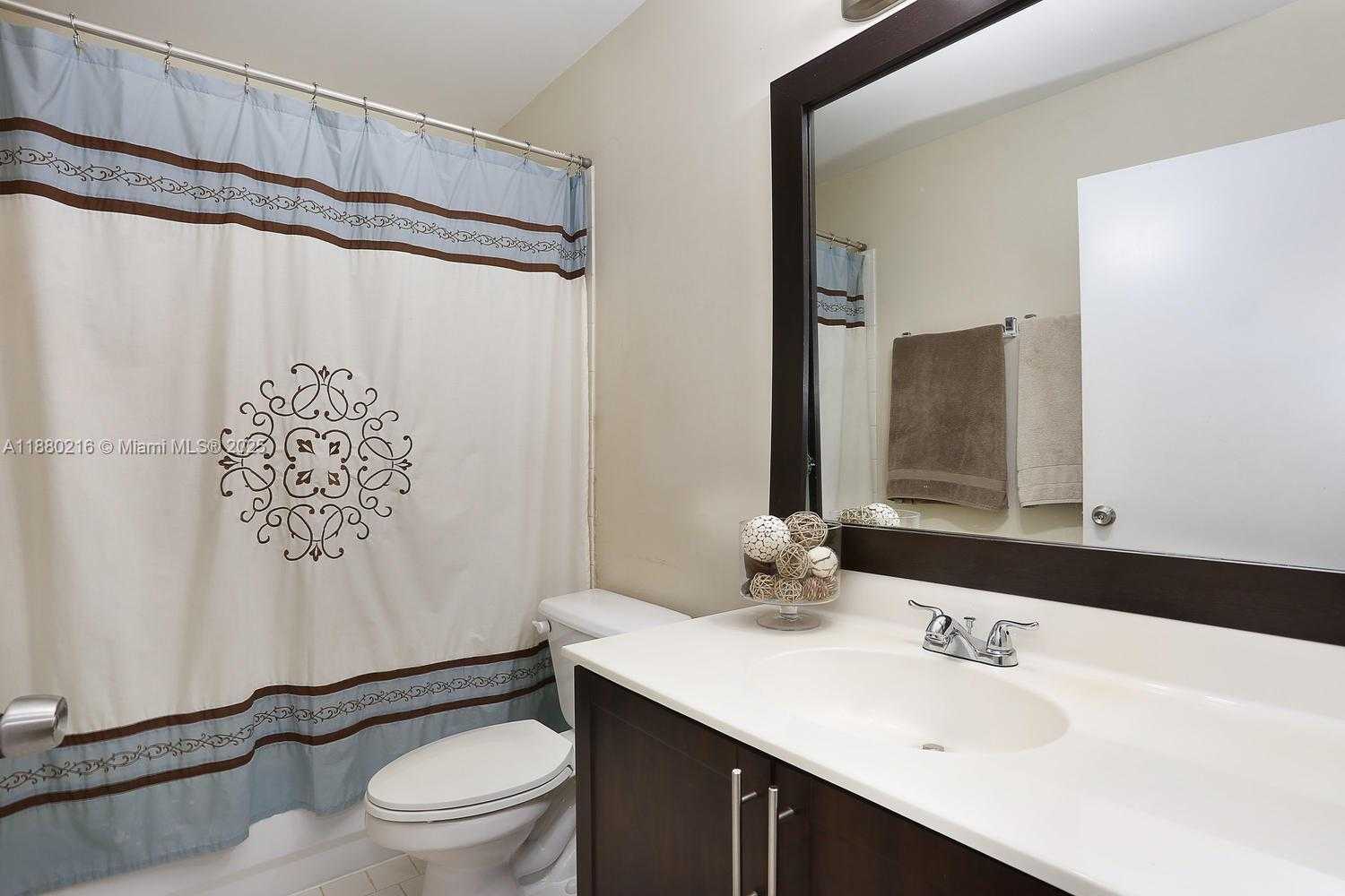 Small Image of 14285 SOUTH WEST 176TH TER, Miami Number 15