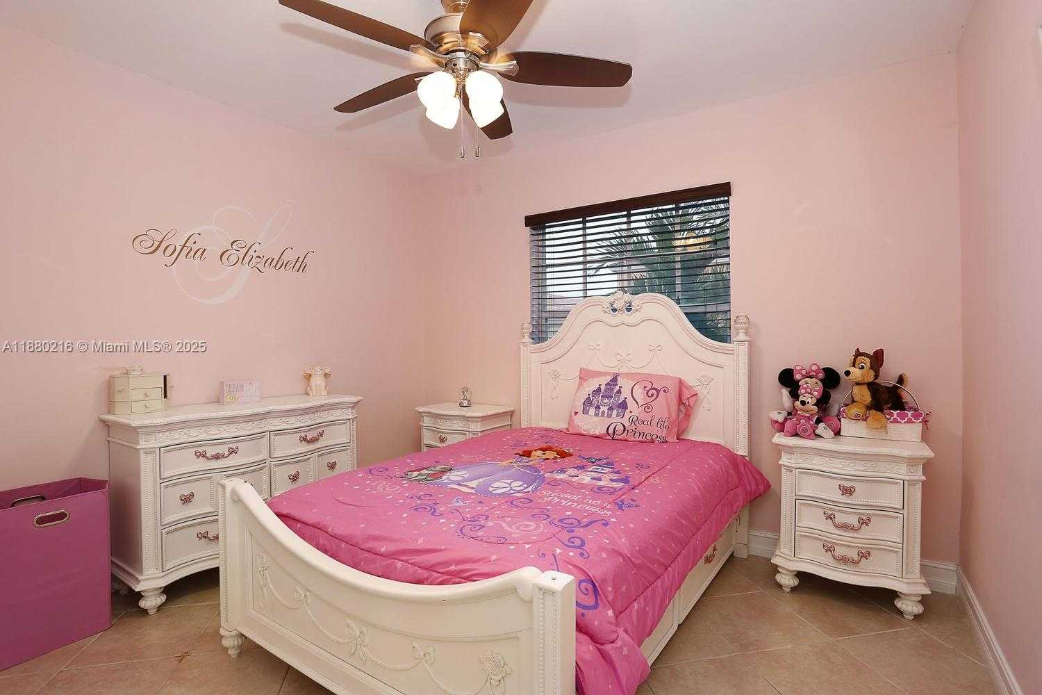 Small Image of 14285 SOUTH WEST 176TH TER, Miami Number 17