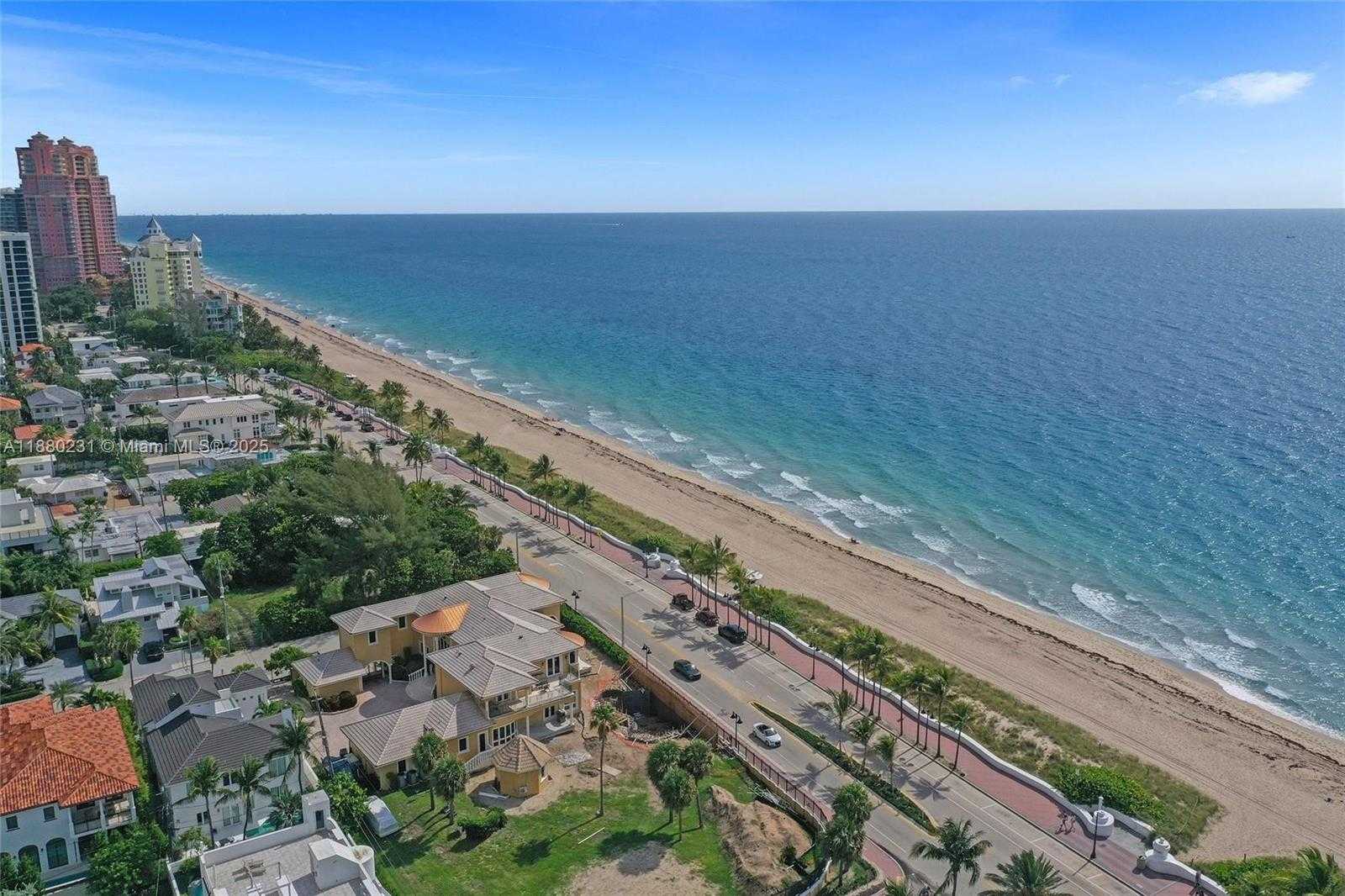 Small Image of 3305 NORTH EAST 16TH CT #Guest House, Fort Lauderdale Number 2