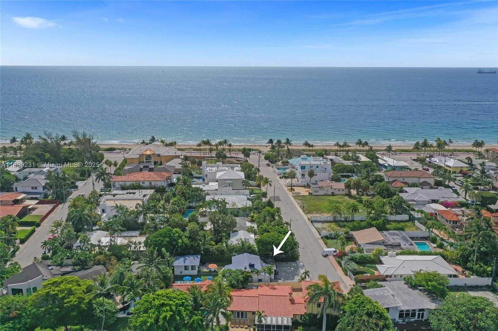 Small Image of 3305 NORTH EAST 16TH CT #Guest House, Fort Lauderdale Number 20