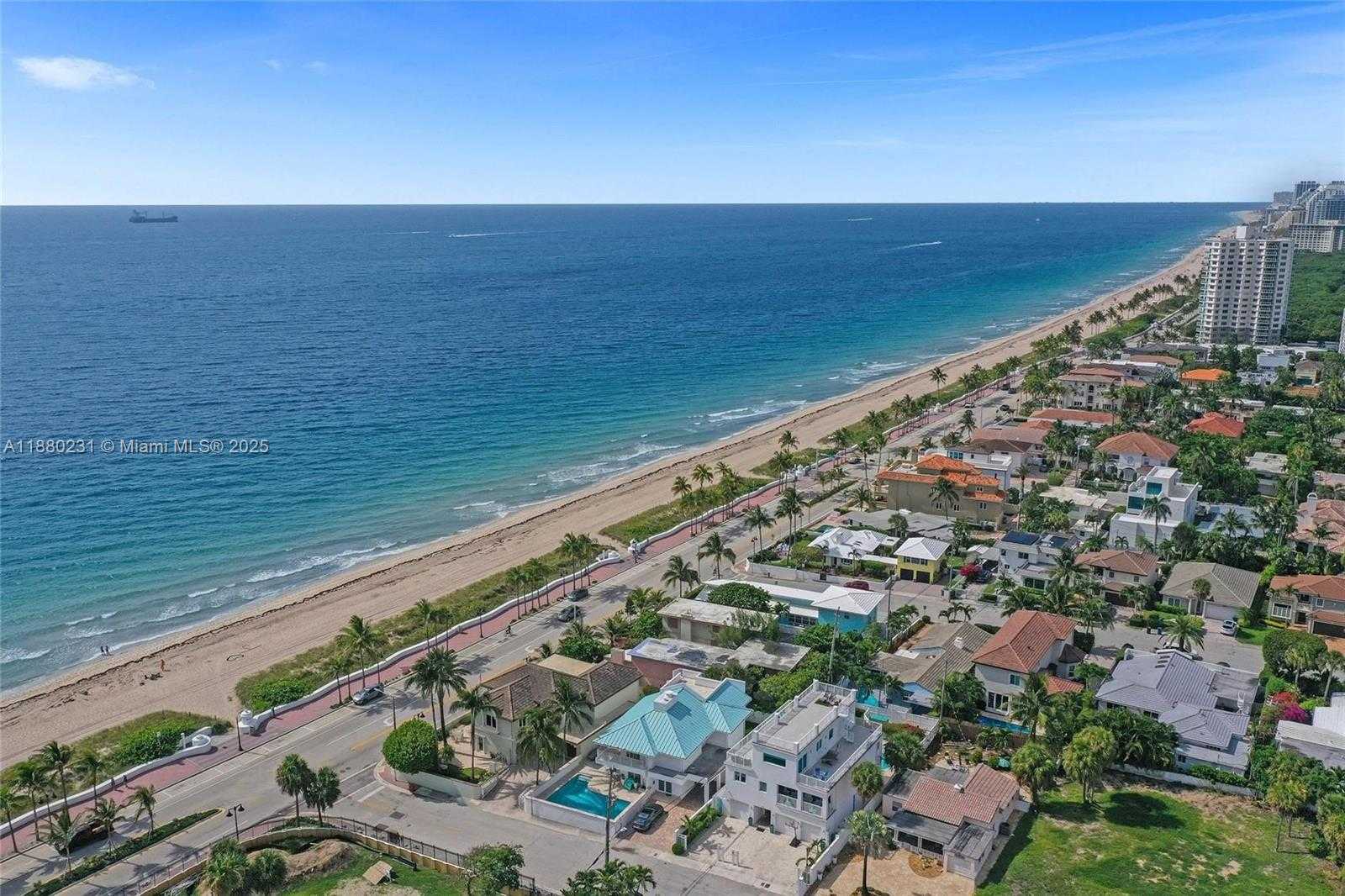 Small Image of 3305 NORTH EAST 16TH CT #Guest House, Fort Lauderdale Number 21