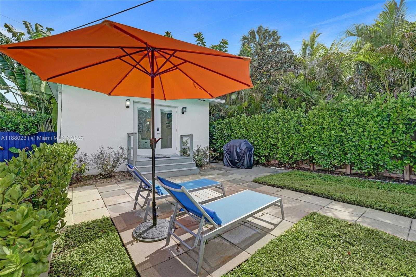 Small Image of 3305 NORTH EAST 16TH CT #Guest House, Fort Lauderdale Number 4