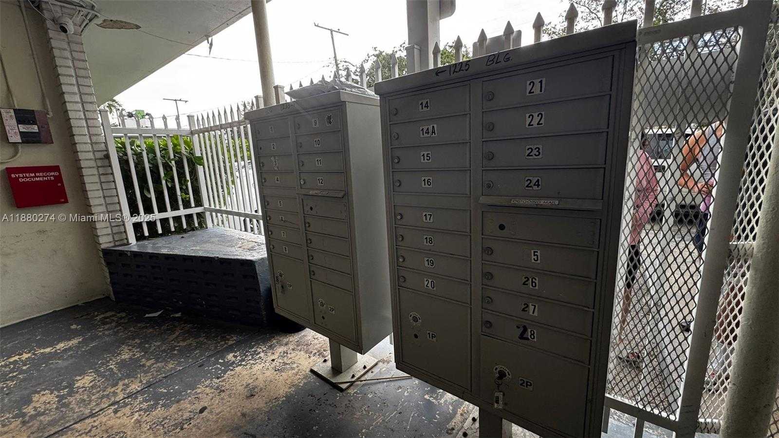 Small Image of 1225 MARSEILLE DR #26, Miami Beach Number 15