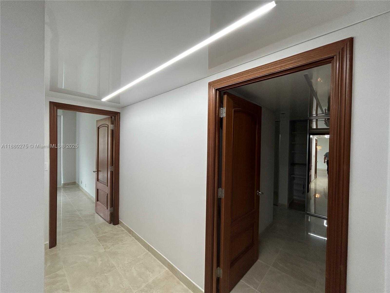 Small Image of 251 CRANDON BLVD #424, Key Biscayne Number 14