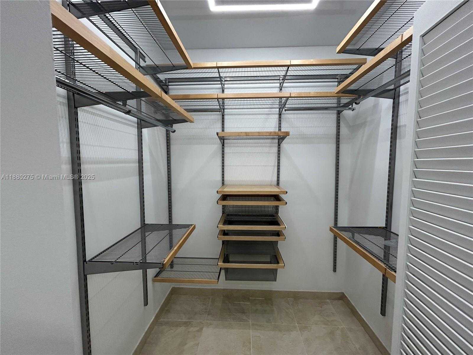Small Image of 251 CRANDON BLVD #424, Key Biscayne Number 17