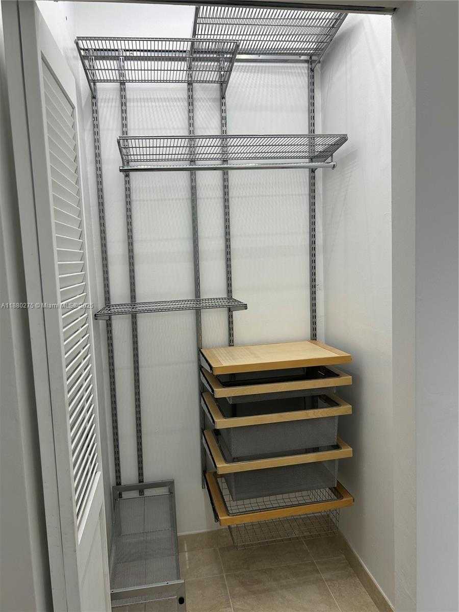Small Image of 251 CRANDON BLVD #424, Key Biscayne Number 19