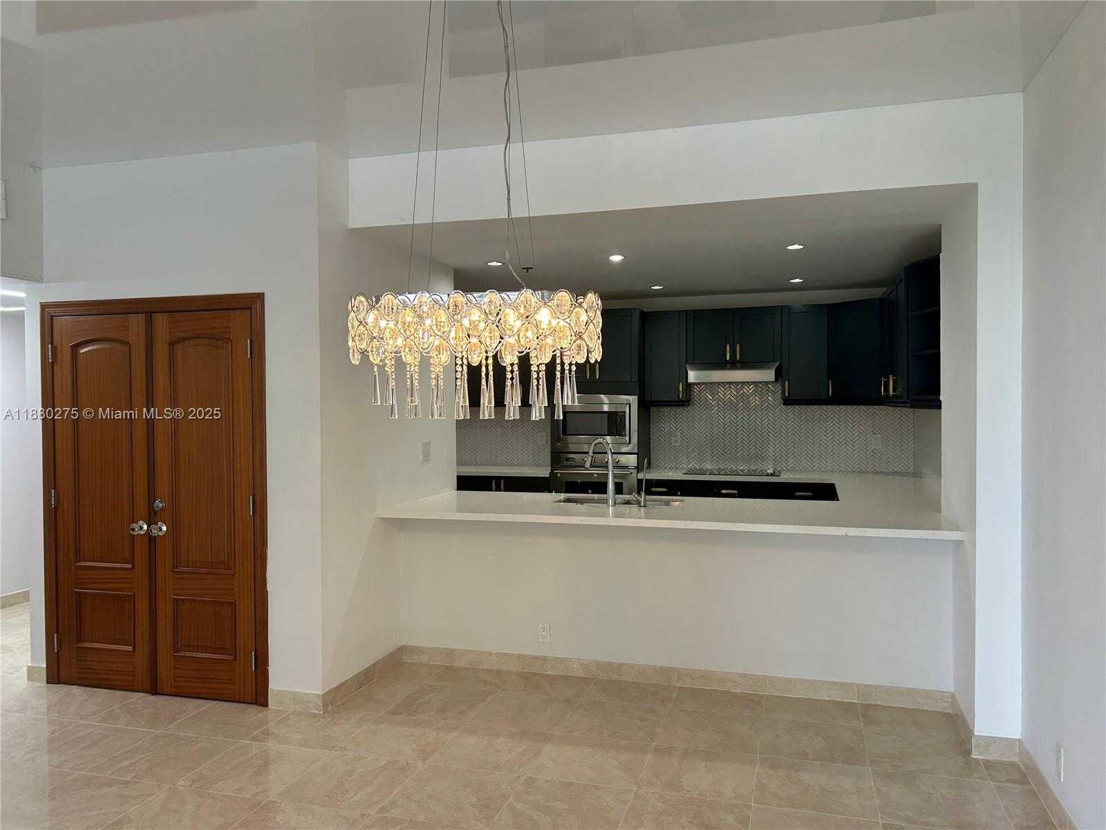Small Image of 251 CRANDON BLVD #424, Key Biscayne Number 6
