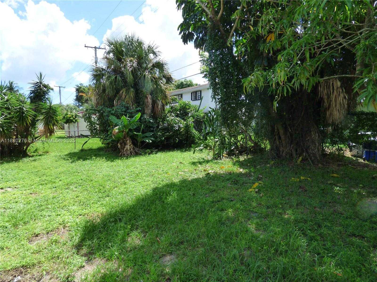 Small Image of 3560 NORTH WEST 8TH ST, Lauderhill Number 11