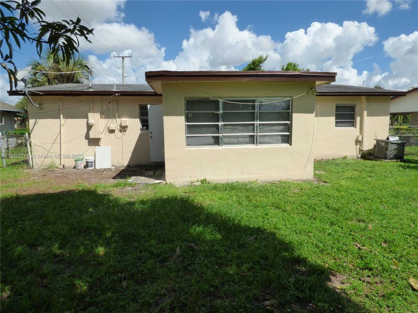 Small Image of 3560 NORTH WEST 8TH ST, Lauderhill Number 12