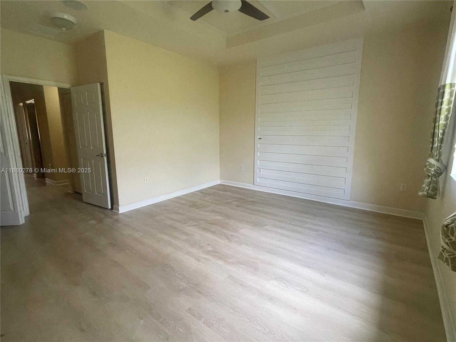 Small Image of 8885 SOUTH WEST 227TH TER, Cutler Bay Number 14
