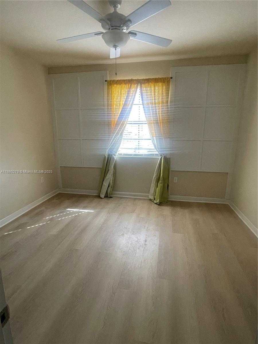 Small Image of 8885 SOUTH WEST 227TH TER, Cutler Bay Number 15