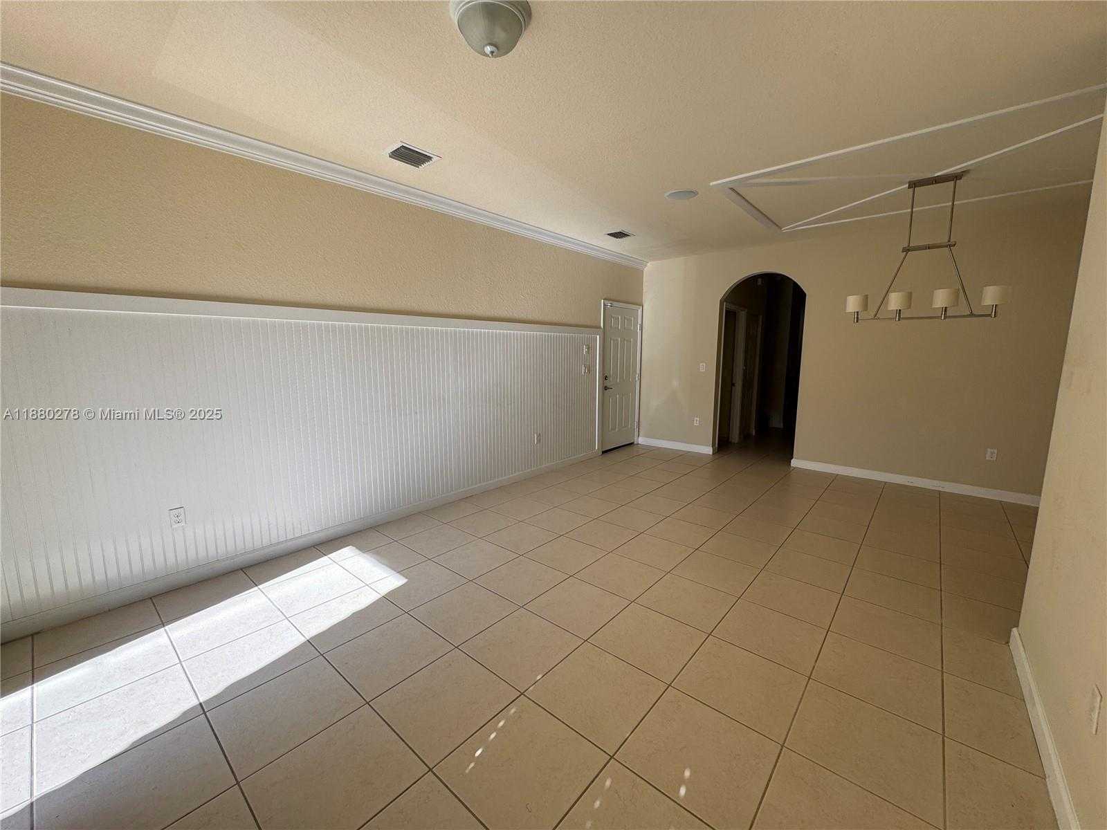 Small Image of 8885 SOUTH WEST 227TH TER, Cutler Bay Number 4