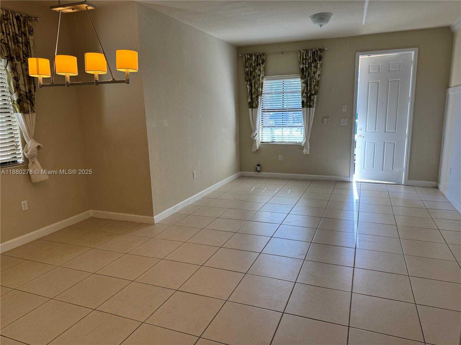 Small Image of 8885 SOUTH WEST 227TH TER, Cutler Bay Number 6