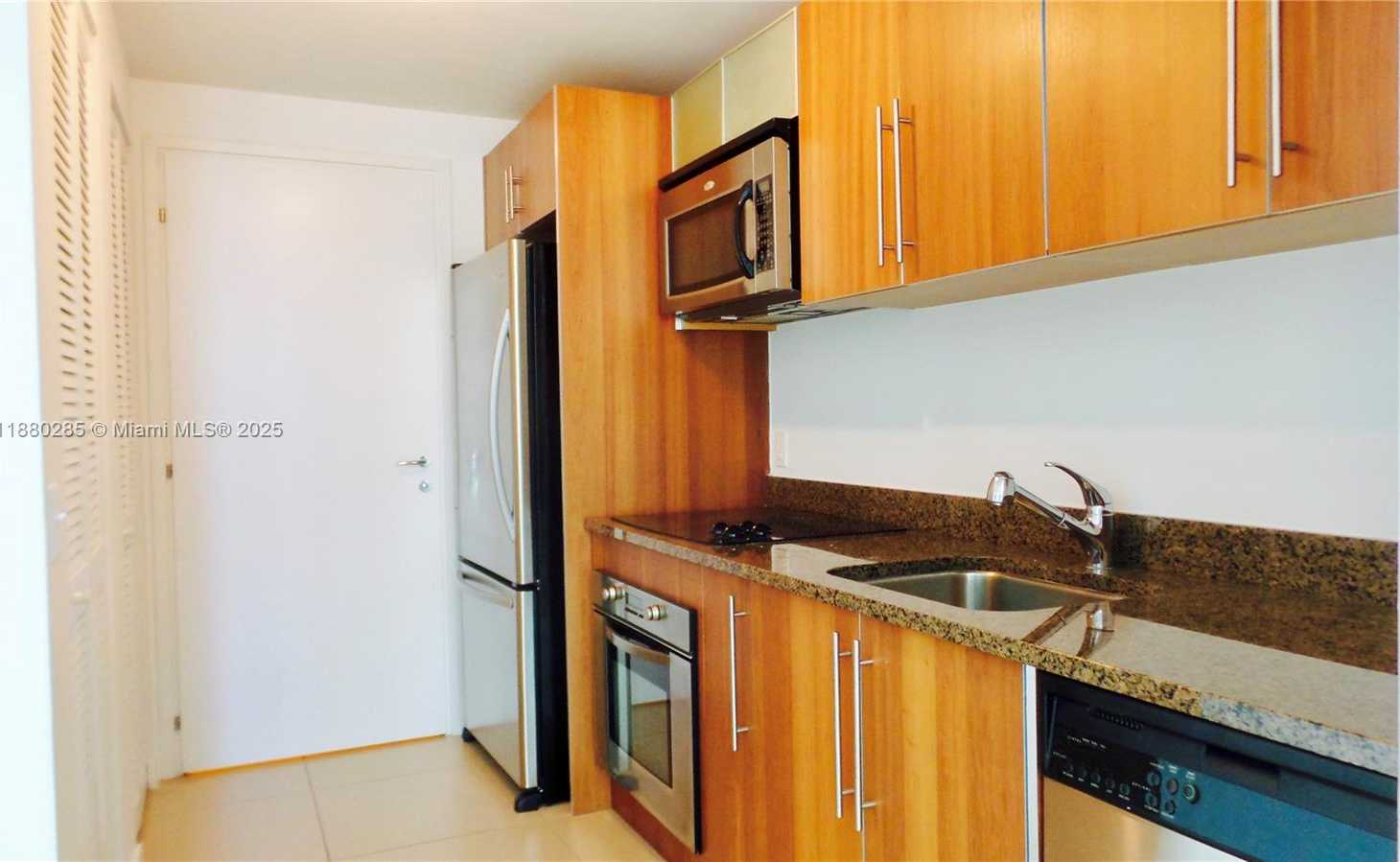 Small Image of 300 SOUTH BISCAYNE BLVD #Loft 604, Miami Number 17