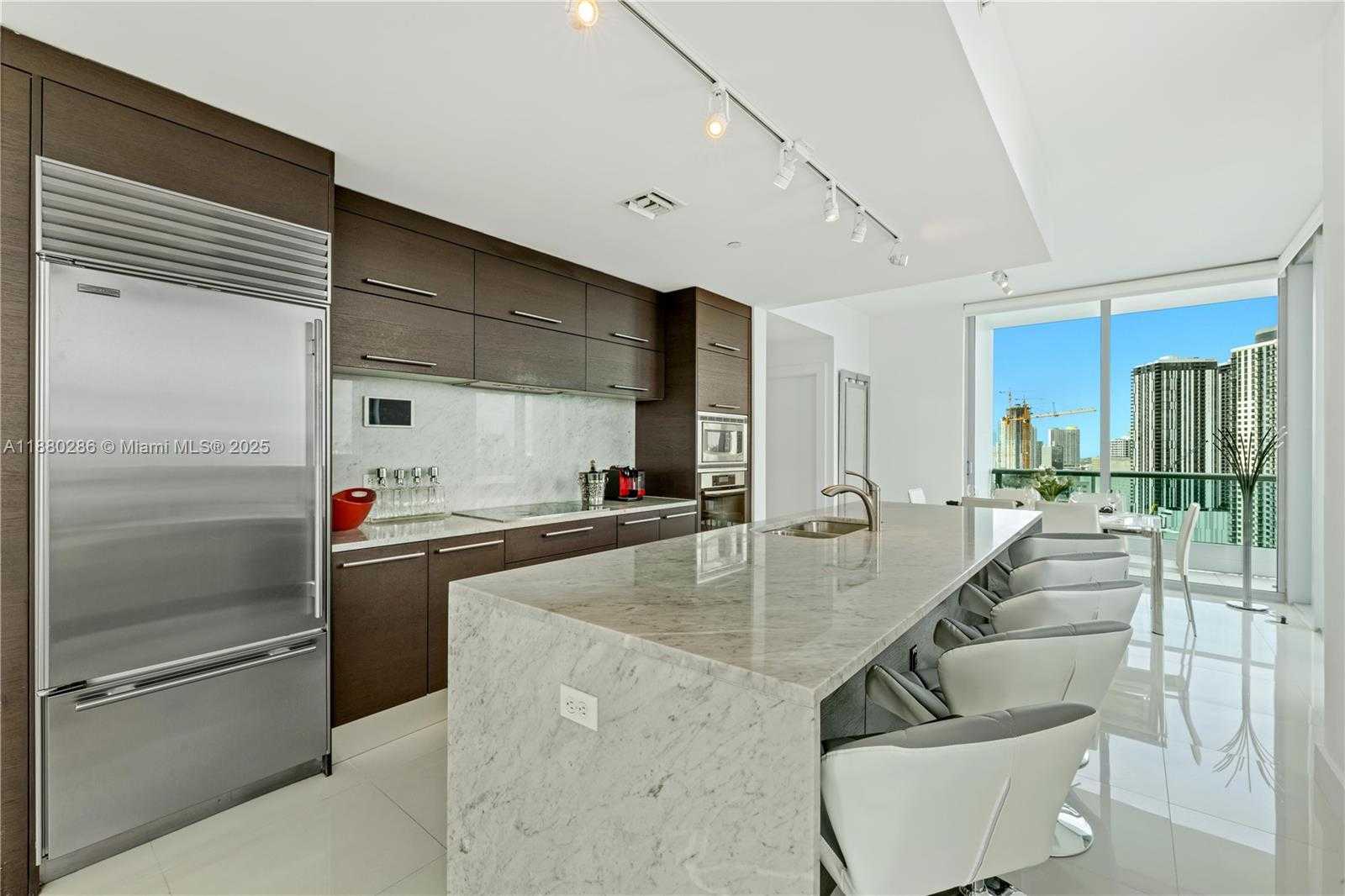 Small Image of 900 BISCAYNE BLVD #3112, Miami Number 5
