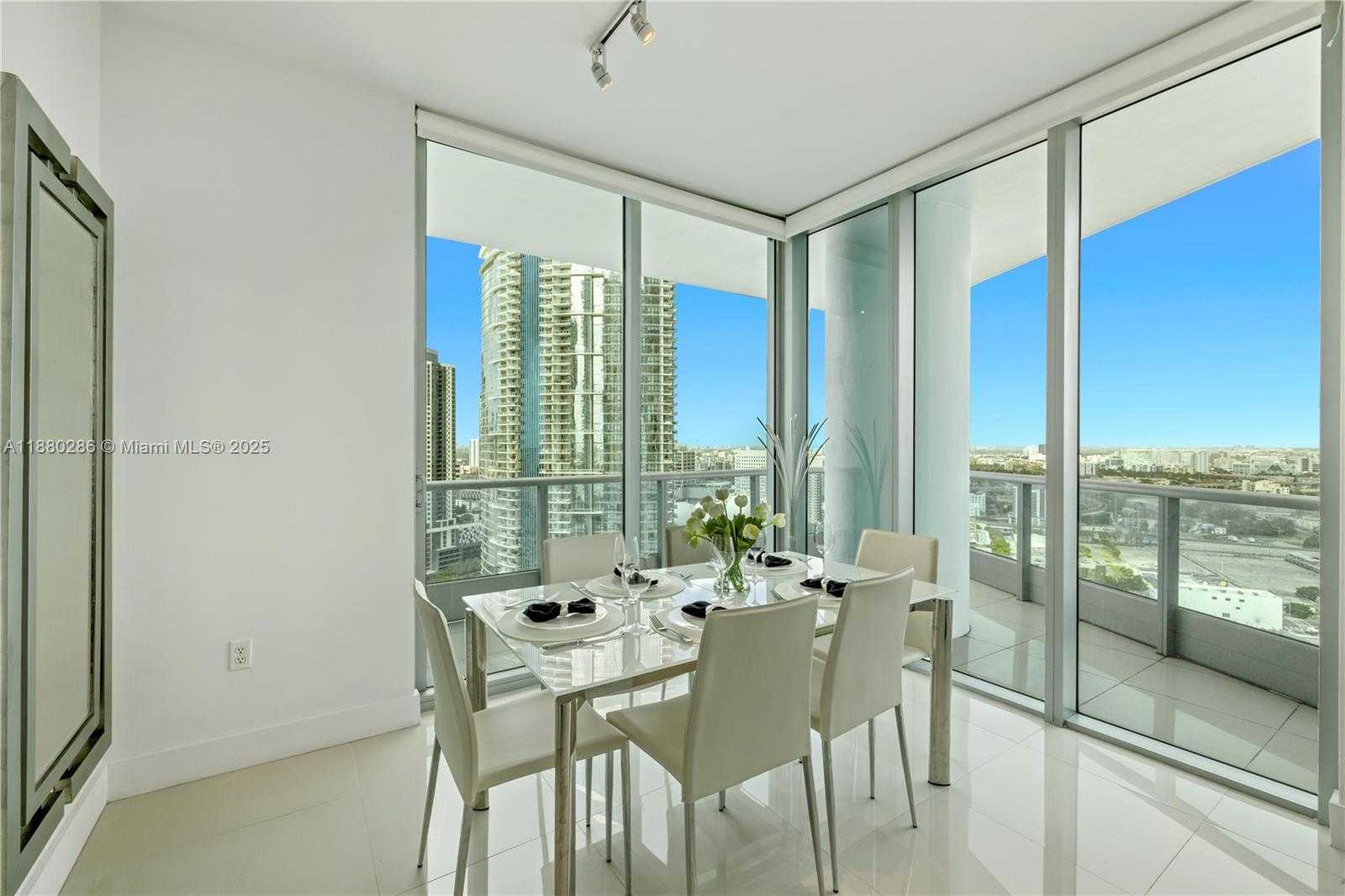 Small Image of 900 BISCAYNE BLVD #3112, Miami Number 9
