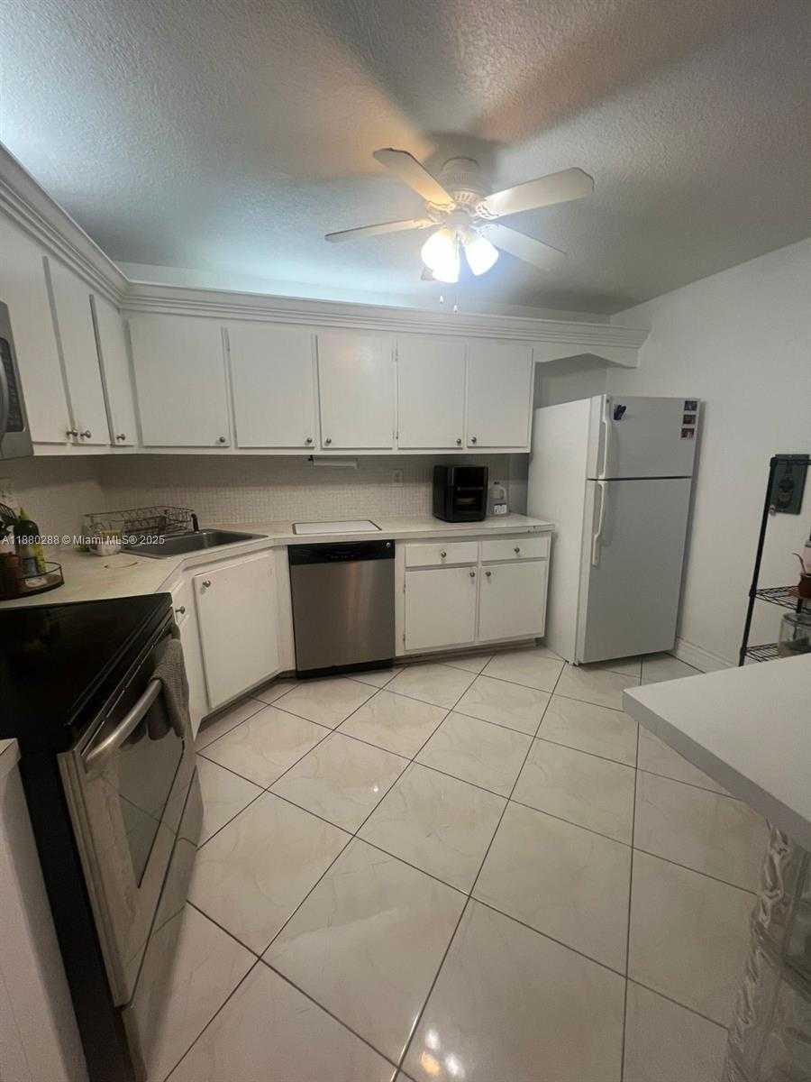 Small Image of 2750 NORTH EAST 183RD ST #1612, Aventura Number 13