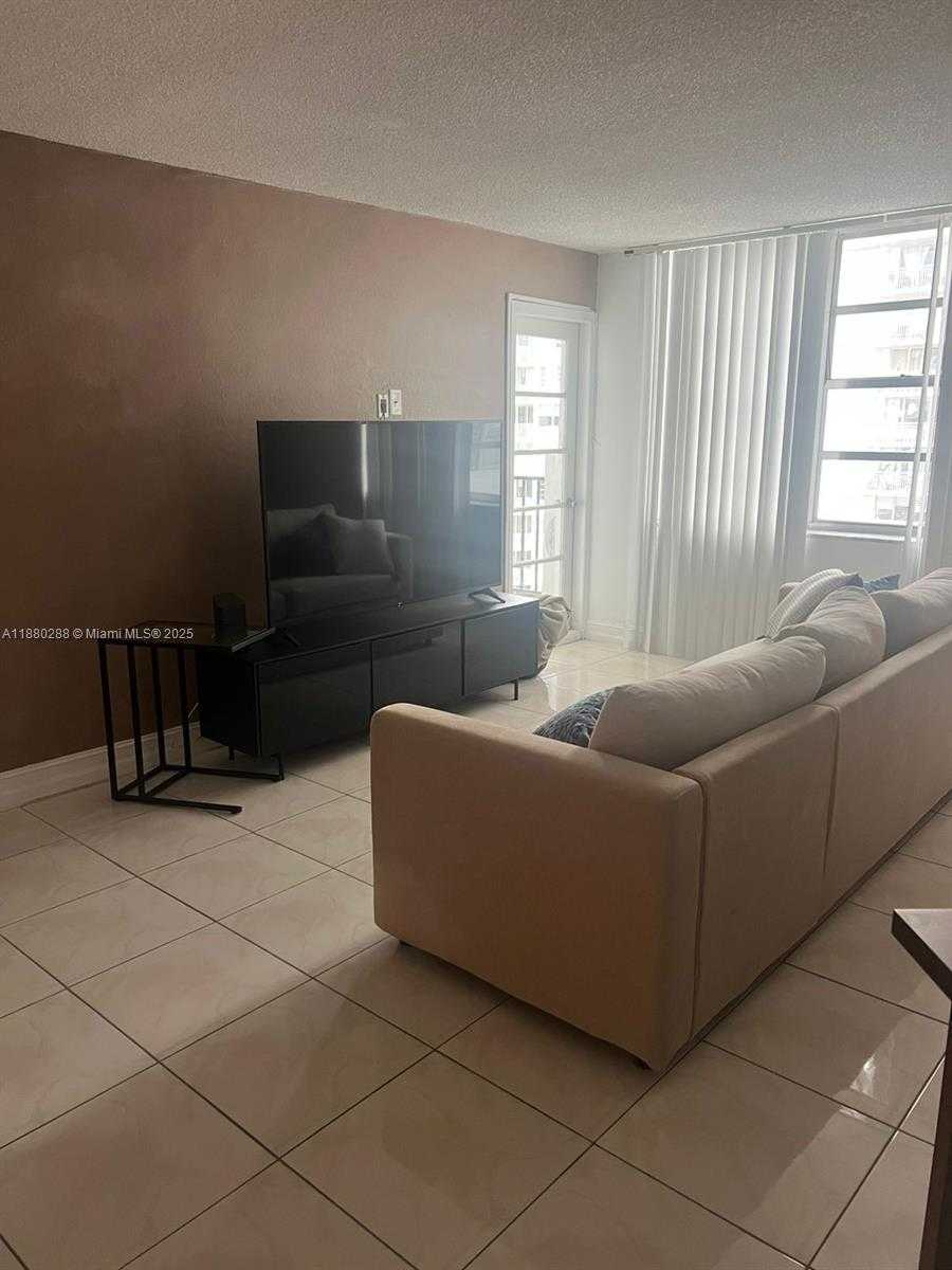 Small Image of 2750 NORTH EAST 183RD ST #1612, Aventura Number 8