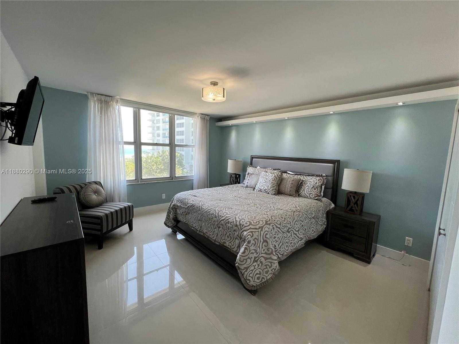 Small Image of 5161 COLLINS AVE #514, Miami Beach Number 11