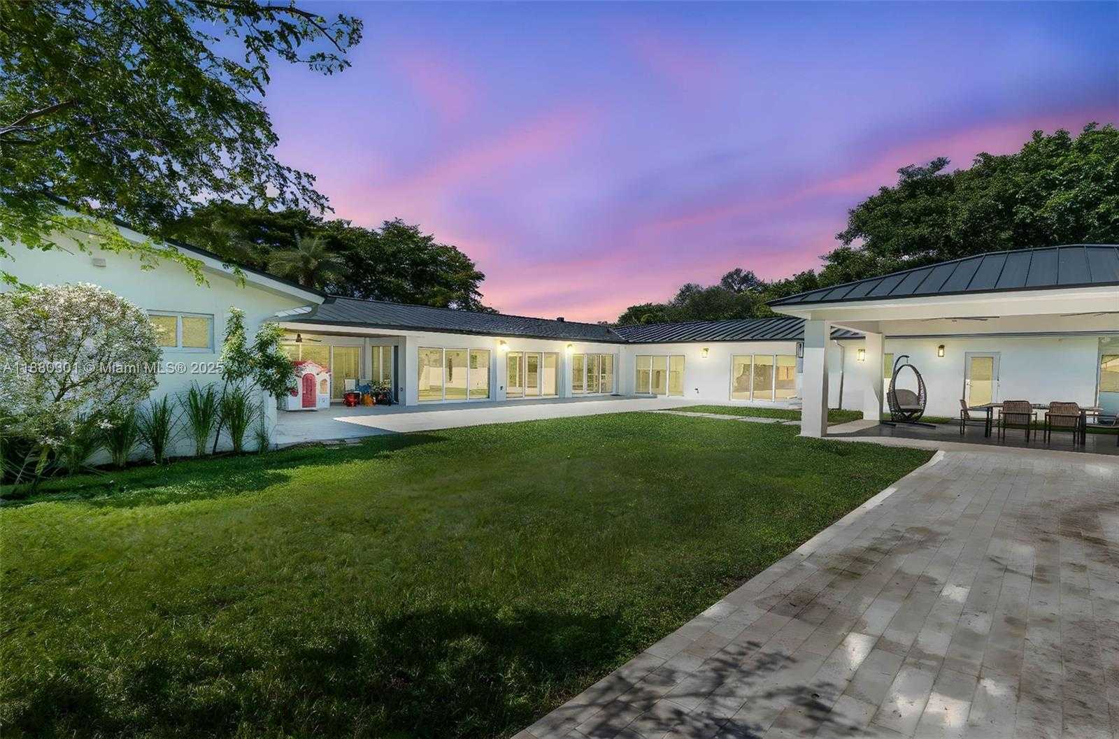 Small Image of 7505 SOUTH WEST 141ST ST, Palmetto Bay Number 22