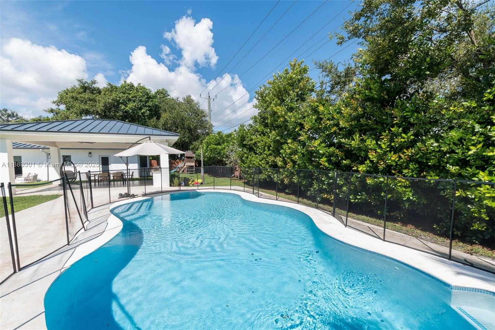 Small Image of 7505 SOUTH WEST 141ST ST, Palmetto Bay Number 26