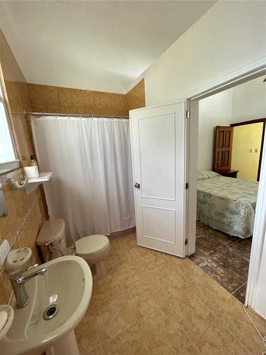 Small Image of 5 CASA#3, Out of City Number 12