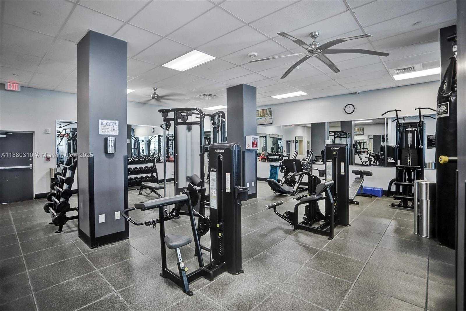 Small Image of 2501 SOUTH OCEAN DR #PH21, Hollywood Number 40