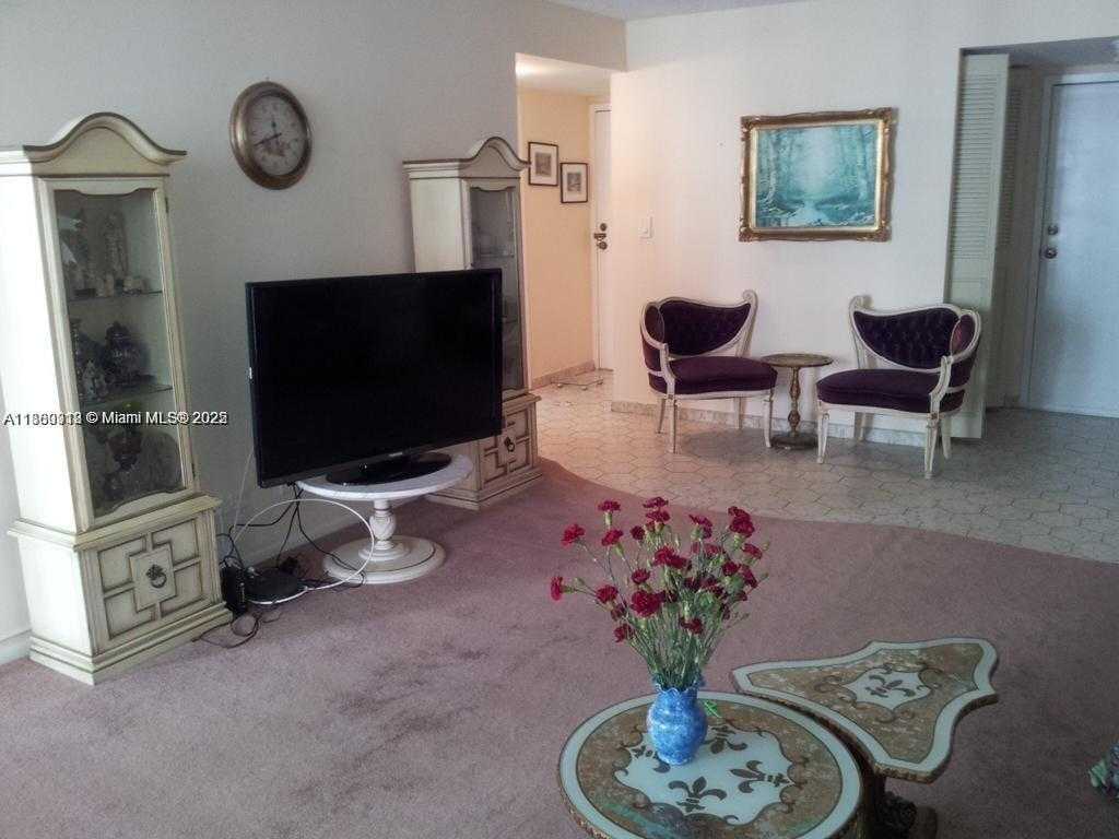 Small Image of 250 174TH ST #706, Sunny Isles Beach Number 2