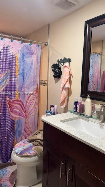 Small Image of 8290 LAKE DR #119, Doral Number 7