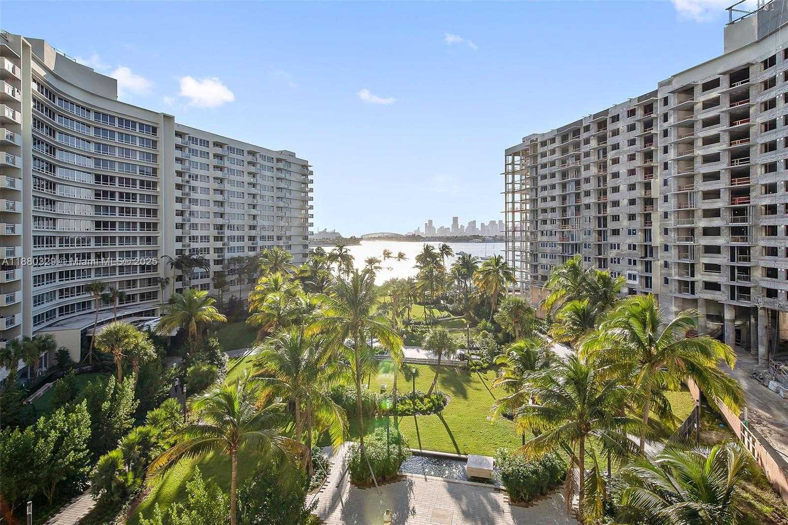 Small Image of 1500 BAY RD #C-1103, Miami Beach Number 6