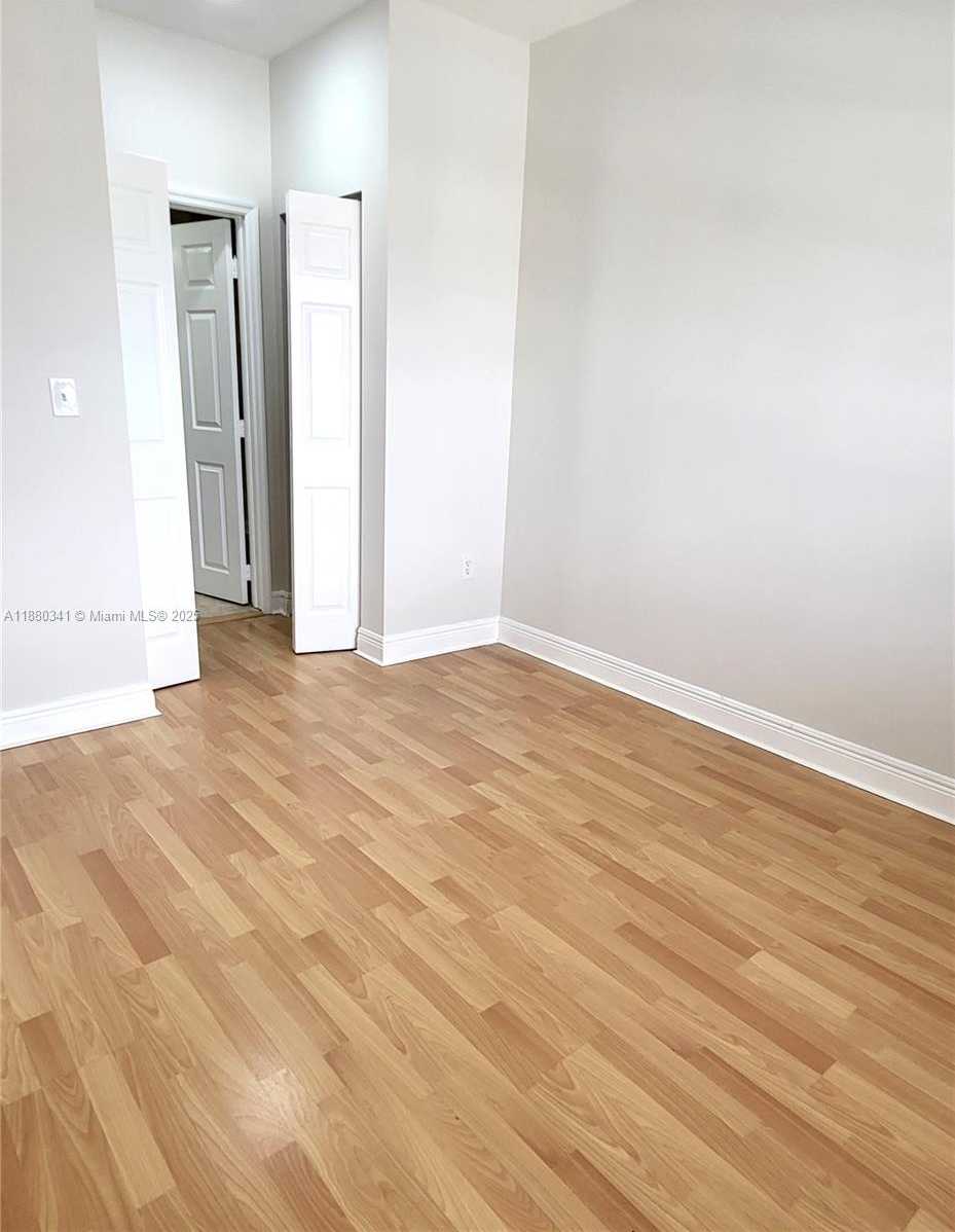 Small Image of 1016 71ST ST #203, Miami Beach Number 11