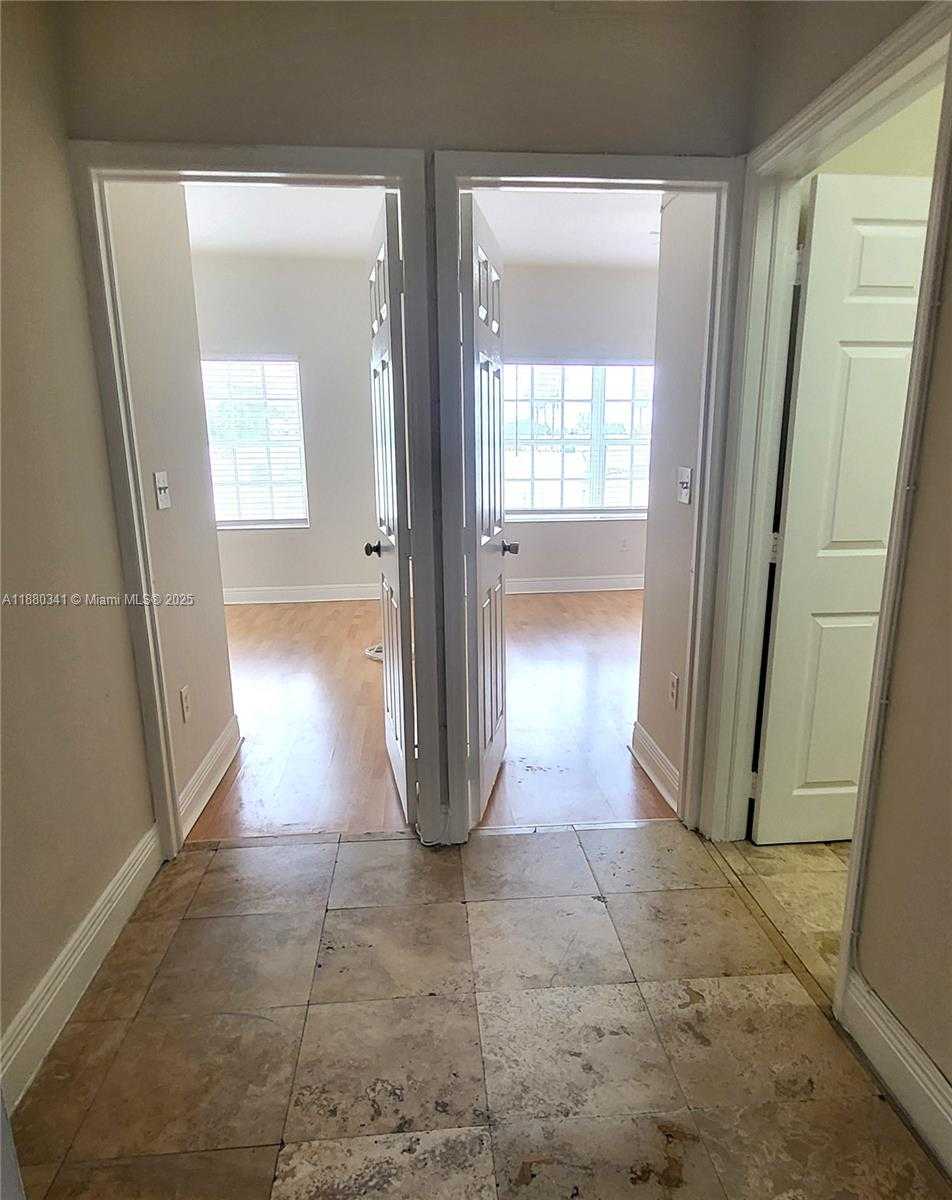 Small Image of 1016 71ST ST #203, Miami Beach Number 13